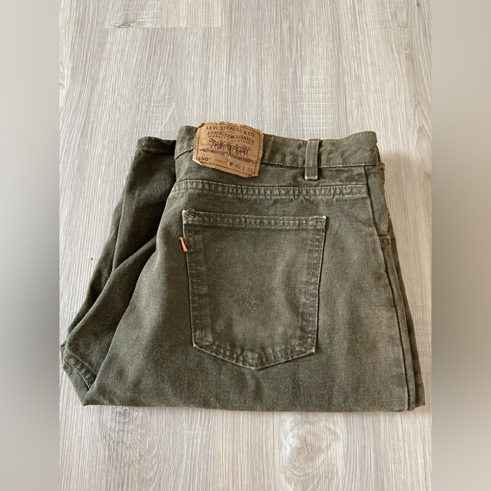 Vintage Levi’s men short orange tag